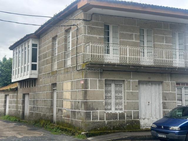 Casa en venta en Amoeiro. Casa para restaurar en Amoeiro. Casas.