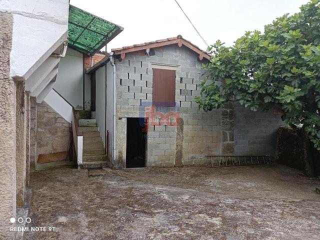 Casa en venta en Amoeiro. Casas.