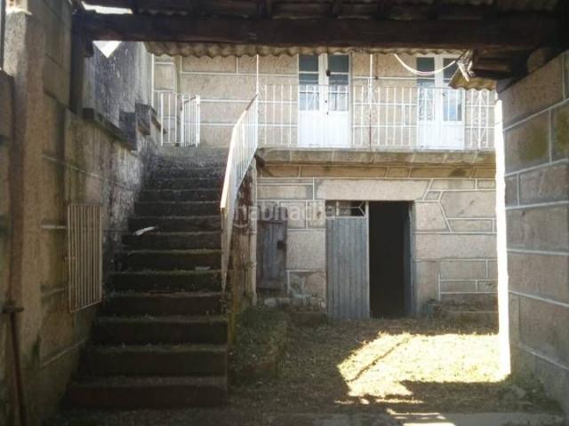 Casa en venta en Amoeiro. Se vende casa en Amoeiro. Casas.