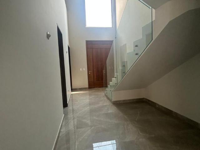 Casa EN VENTA EN AMORADA 4to SECTOR