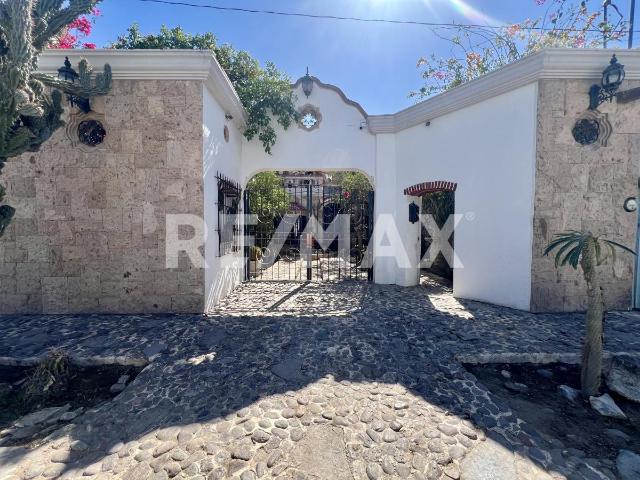 CASA EN VENTA EN AMPLIACIÓN LAS FLORES