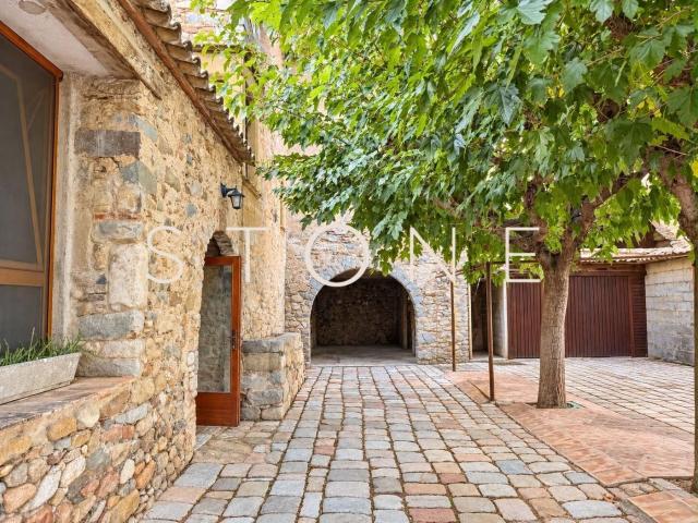 Casa en venta en Anglès. CAN CUC UNA JOYA HISTÓRICA DEL SIGLO XII CON UN POTENCIAL EXTRAORDINARIO. Casas.