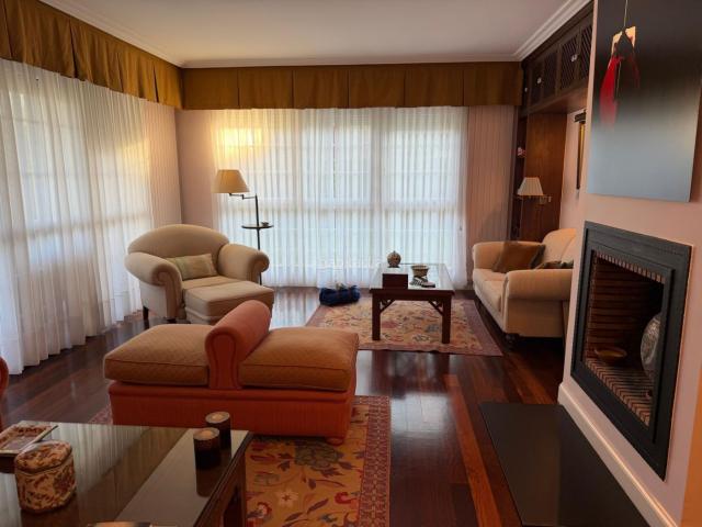 Casa en venta en Anguciana. Impecable Chalé en Anguciana!. Casas.