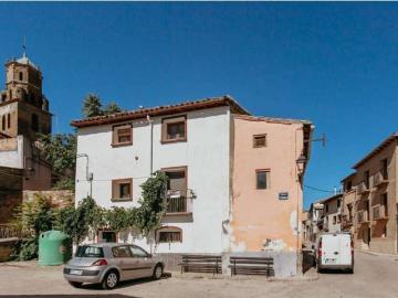 Casa en Venta en Angüés