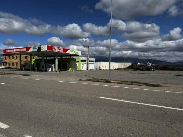 Casa en Venta en Angüés