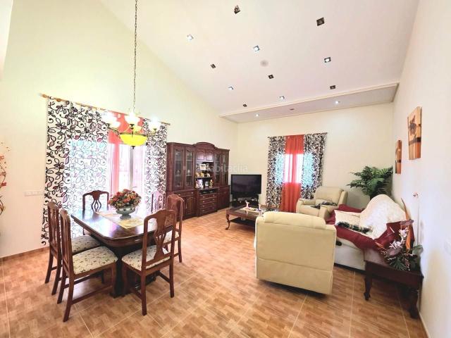 Casa en venta en Antas. EN EXCLUSIVA ESPECTACULAR CHALET INDEPENDIENTE CON 800 m DE PARCELA EN ALJÁRIZ ANTAS. Casas.