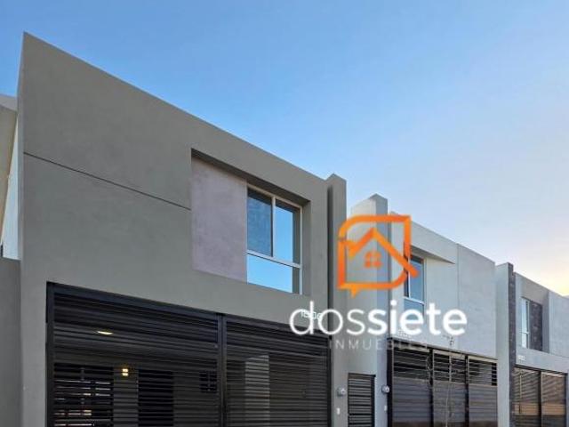 casa en venta en apodaca 2 y 3 niveles