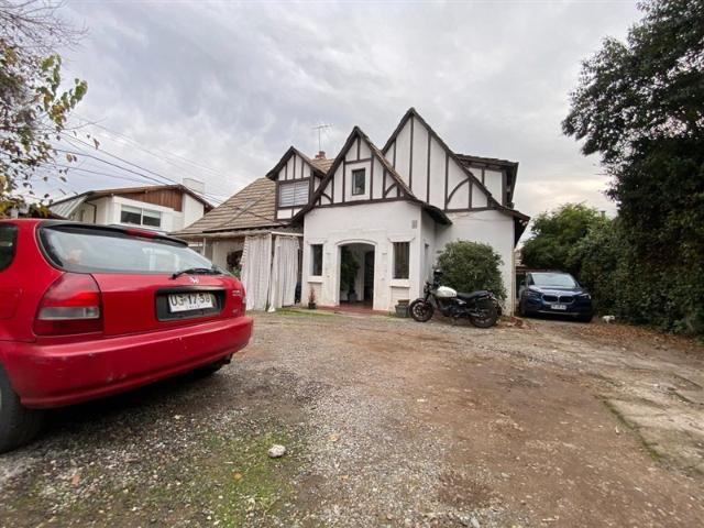 Casa en Venta en Apumanque Metro Manquehue