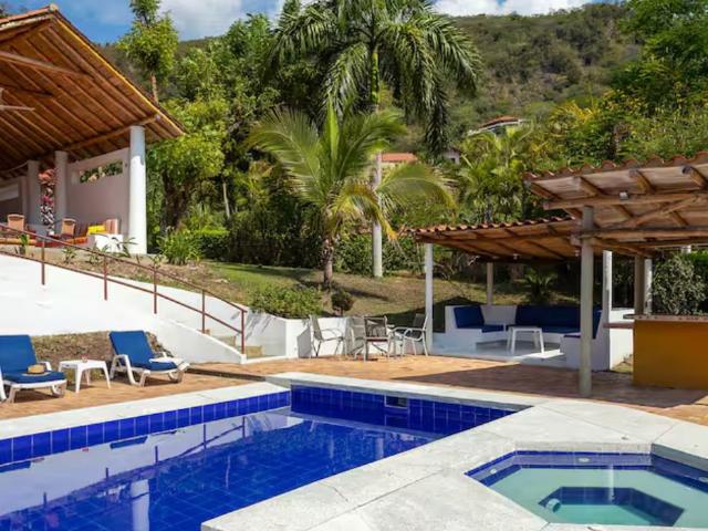 Casa En Venta En Apulo En Apulo V330314