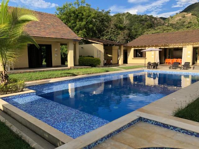 Casa En Venta En Apulo En. V212412