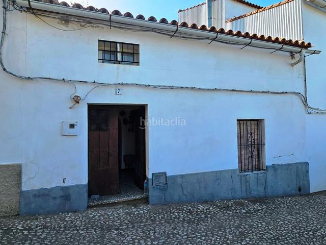 Casa en venta en Aracena. Casa de pueblo con corral en La Umbría. Casas.