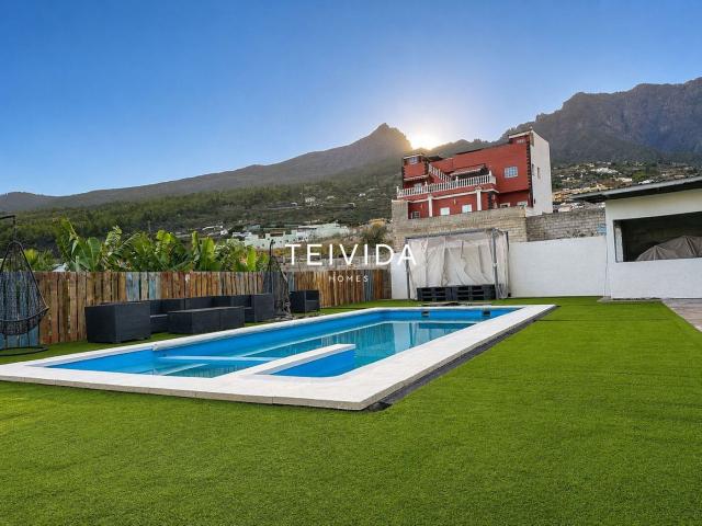 Casa en venta en Arafo. Oportunidad de inversión con 7 viviendas y piscina en Güímar!. Casas.