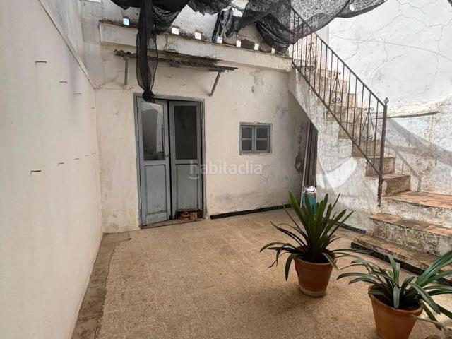 Casa en venta en Arahal. VIVIENDA EN VENTA !. Casas.