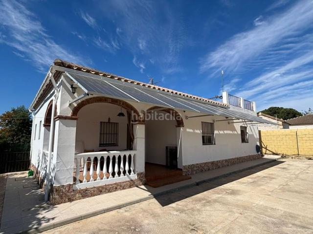Casa en venta en Arahal. CAMPO EN URBANIZACIÓN SANTA ELO, CALMERÍA 1. Casas.