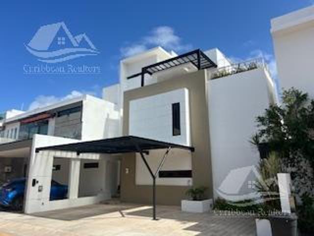Casa en Venta en Arbolada Cancun