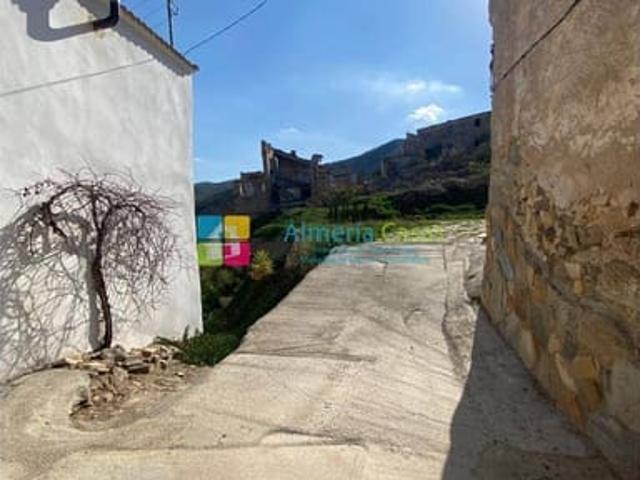 Casa en venta en Arboleas, Almería