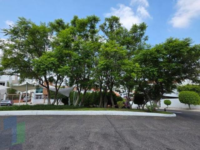 Casa en Venta en Arboledas del Parque