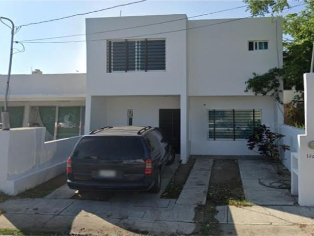 Casa en venta en Arboledas, Manzanillo, Colima