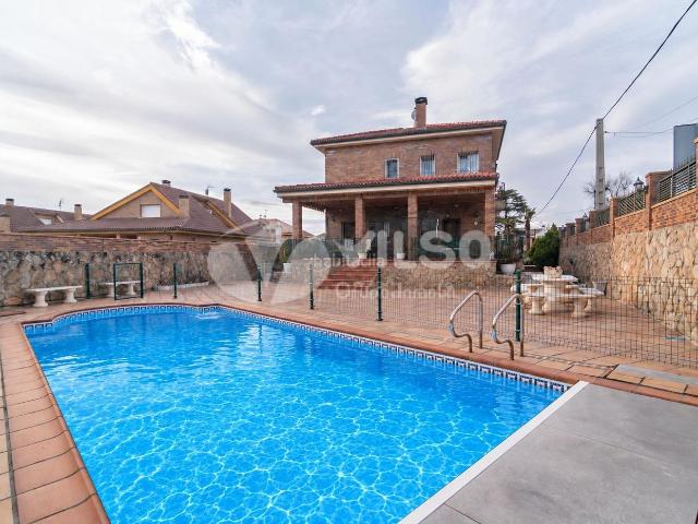 Casa en venta en Arganda del Rey, Los Villares. CHALET INDEPENDIENTE EN VENTA EN ARGANDA DEL REY. Casas Arganda del.