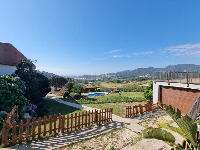 Casa en venta en Argentona, Argentona Est. FINCA RÚSTICA EN ARGENTONA. Casas.