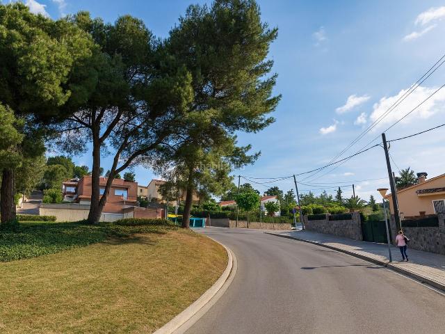 Casa en venta en Argentona, Nucli Urbà. CHALET INDEPENDIENTE EN DOSRIUS. Casas.