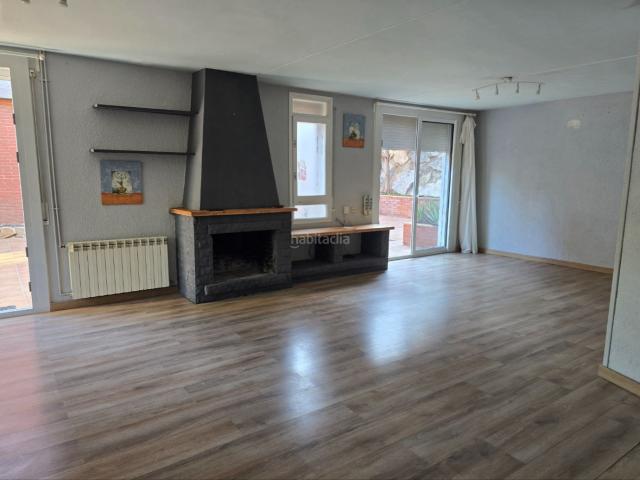 Casa en venta en Argentona, Sud. Casa a tres vientos, muy luminosa. Madà, Argentona. Casas.