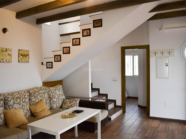 Casa en venta en Arenas. Casa con piscina, vistas estupendas. Casas.