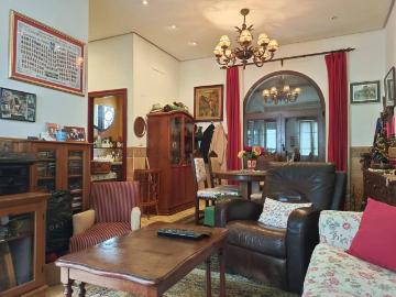 Casa en venta en Areeta