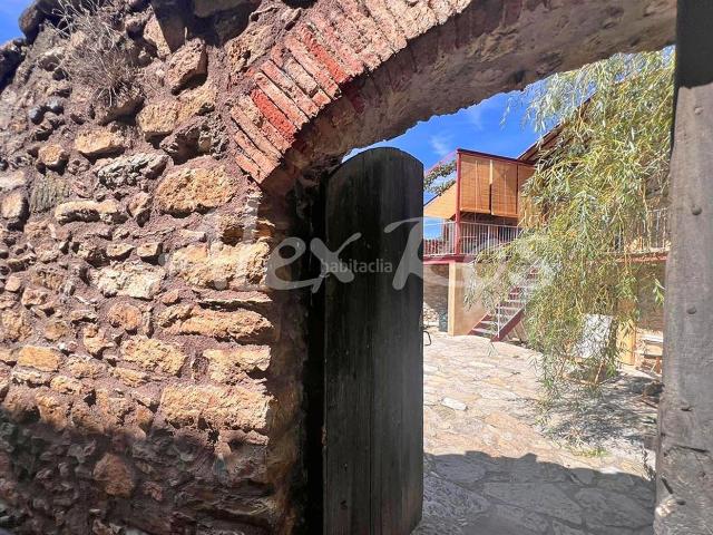 Casa en venta en Arsèguel. ARSEGUEL AUTENTICA CASA DE PUEBLO CON PRECIOSA ZONA EXTERIOR. Casas.