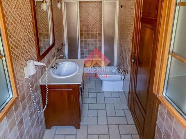 Casa en venta en Arriate. REBAJADA DE 620.000 A 490.000! 760 M2 CONSTRUIDOS Y 556 M2 DE PARCELA. Casas.