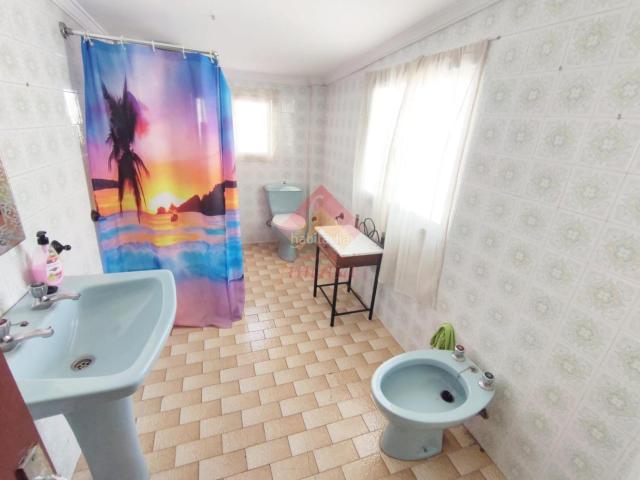 Casa en venta en Arriate. REBAJADA DE PRECIO, ANTES 123.000!. Casas.