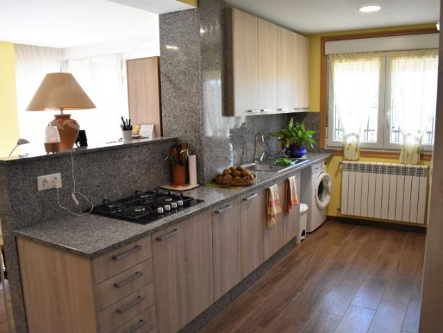 Casa en Venta en Arteijo, La Coruña