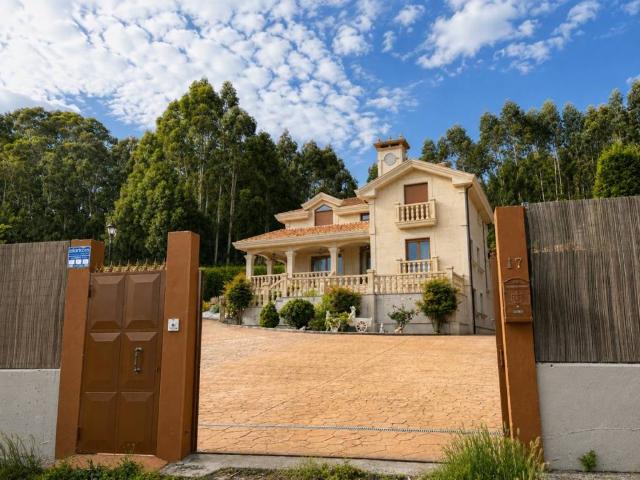 Casa en Venta en Arteixo