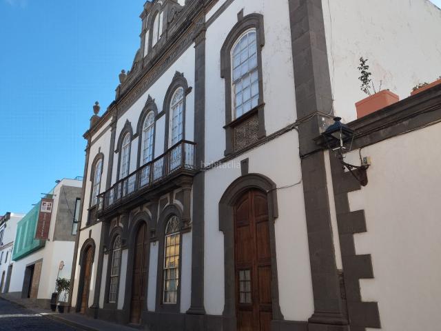 Casa en venta en Arucas, Arucas Casco. Histórica y monumental casa terrera en el mismo caso de Arucas. Casas.