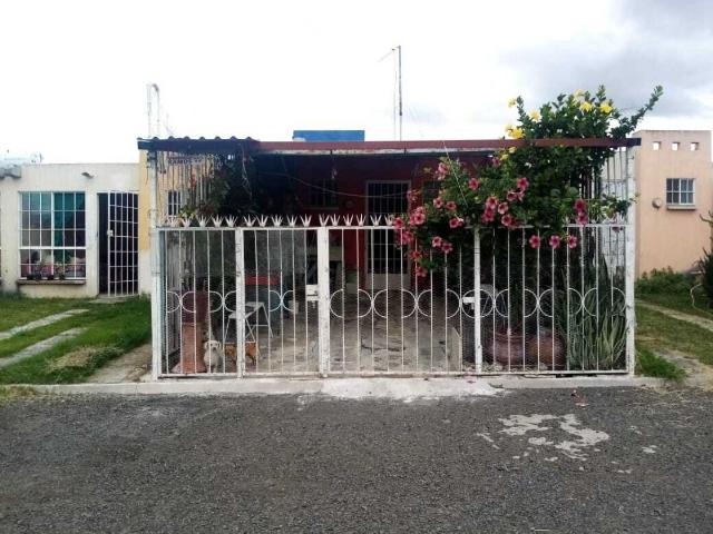 Casa en venta en Arvento, Tlajomulco de Zúñiga, Jalisco