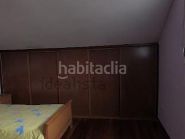 Casa en venta en Arzúa. gran oportunidad! se vende casa unifamiliar en arzua en la calle basilio carril junto al polideportivo. de 6 habitaciones. 2. Casas.