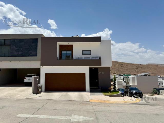 Casa en venta en Asturias residencial por cantera Chihuahua