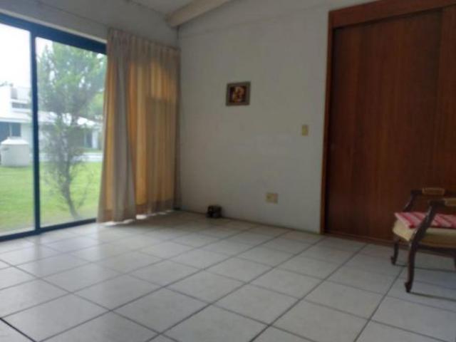 Casa en Venta en Bugambilias — Los Pinos Campestre
