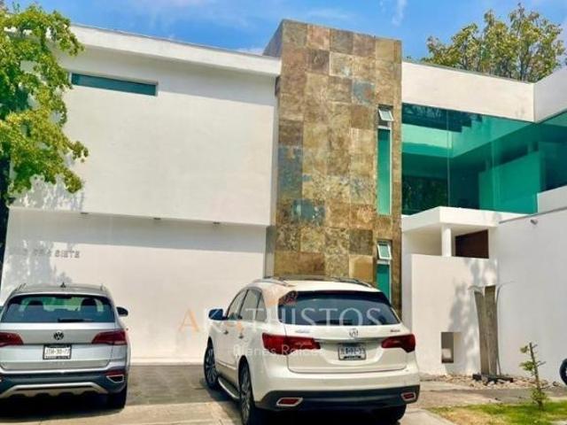 Casa en venta en Bugambilias, segunda sección, Zapopan, Jalisco