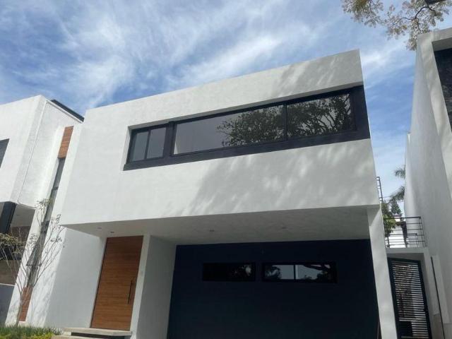 Casa nueva en venta en Rancho Cortes, Cuernavaca | moderna, vigilancia 24/7