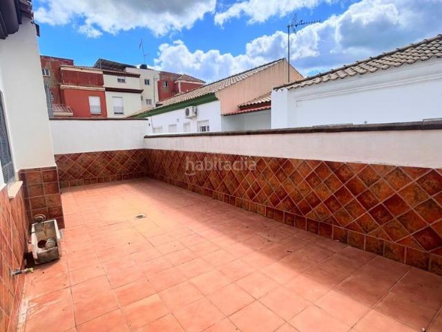 Casa en venta en Burguillos. Amplia vivienda en una sola planta con gran patio y múltiples posibilidades en Burguillos. Casas.