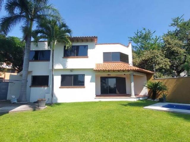 Casa en venta en burgos, Temixco Morelos.!
