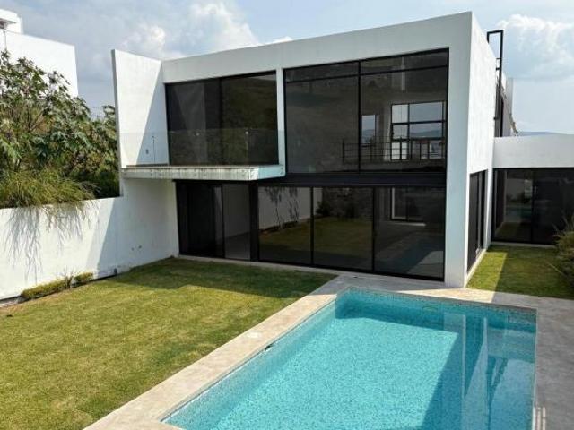 Casa en venta en Burgos Corinto