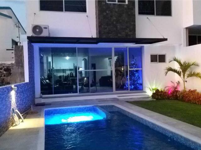 Casa en venta en Burgos Sección Casa Blanca, Temixco, Morelos