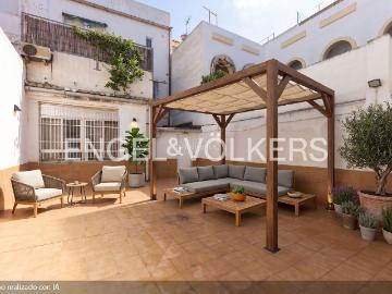 Casa en venta en Burjassot, Zona Campus Universitario. Casa de pueblo en planta baja para reformar en Burjassot. Casas.