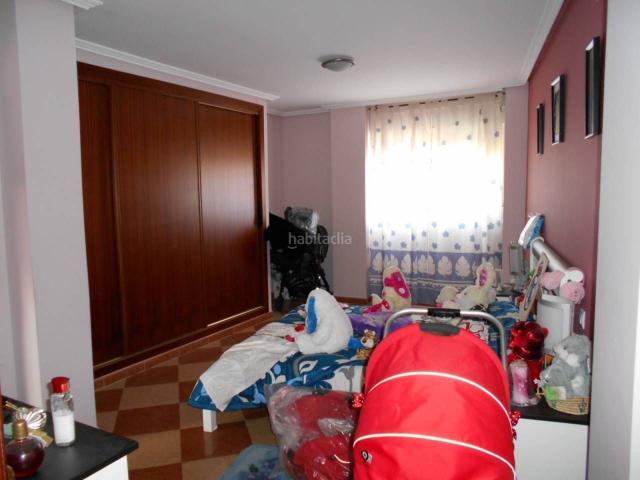 Casa en venta en Badajoz, Cerro de Reyes. Estupenda casa en venta local comercial. Casas.