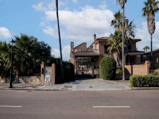 Casa en venta en Badajoz, Golf Guadiana. Se vende Casa Independiente en Badajoz, Badajoz. Casas.