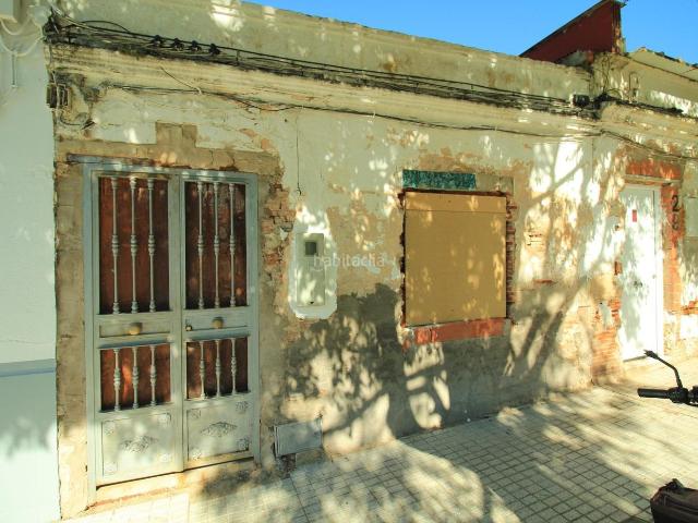 Casa en venta en Badajoz, La Estación. CASA PARA REHABILITAR EN SAN FERNANDO, BADAJOZ. Casas.