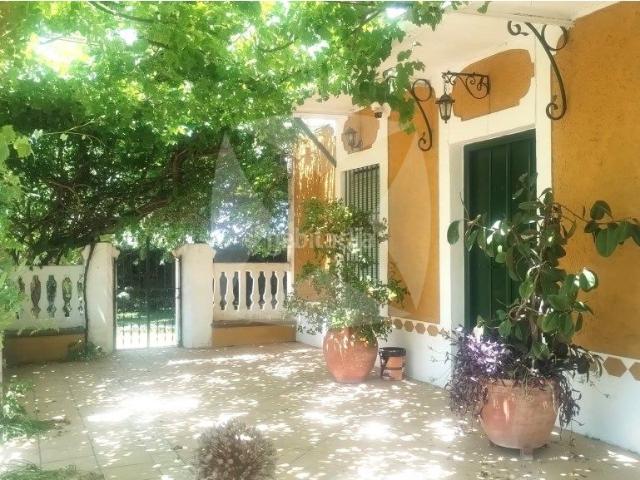 Casa en venta en Badajoz, San Roque Ronda Norte. FINCA EN VENTA, DE 8 HECTAREAS CON VIVIENDA, EN LA ZONA RONDA NORTE. Casas.