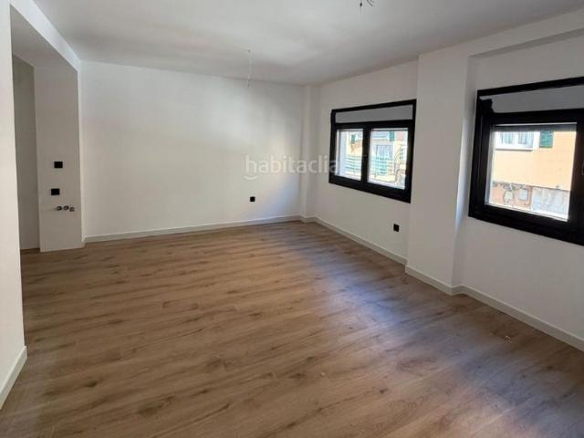 Casa en venta en Badajoz, San Roque Ronda Norte. SE VENDE CASA INDEPENDIENTE REFORMADA EN SAN ROQUE, EN C SERRANO 172. Casas.